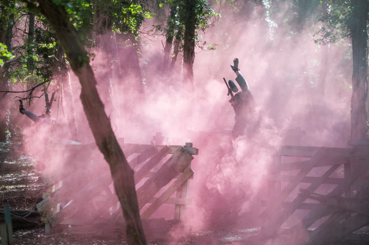 PaintBall Clermont-Ferrand Auvergne Adulte fumigène EVG