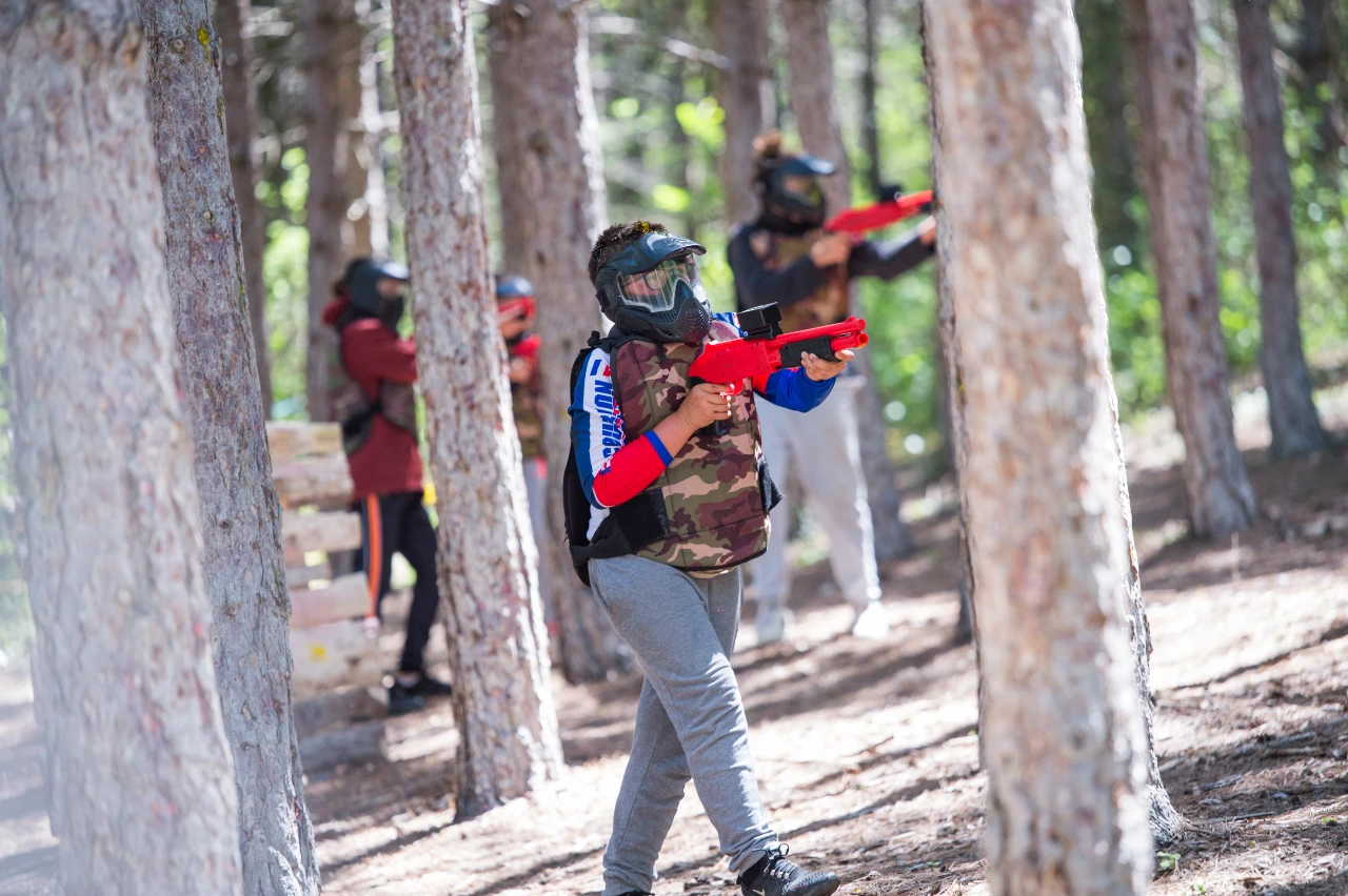Paintball_Enfants_groupe_anniversaire_attaque